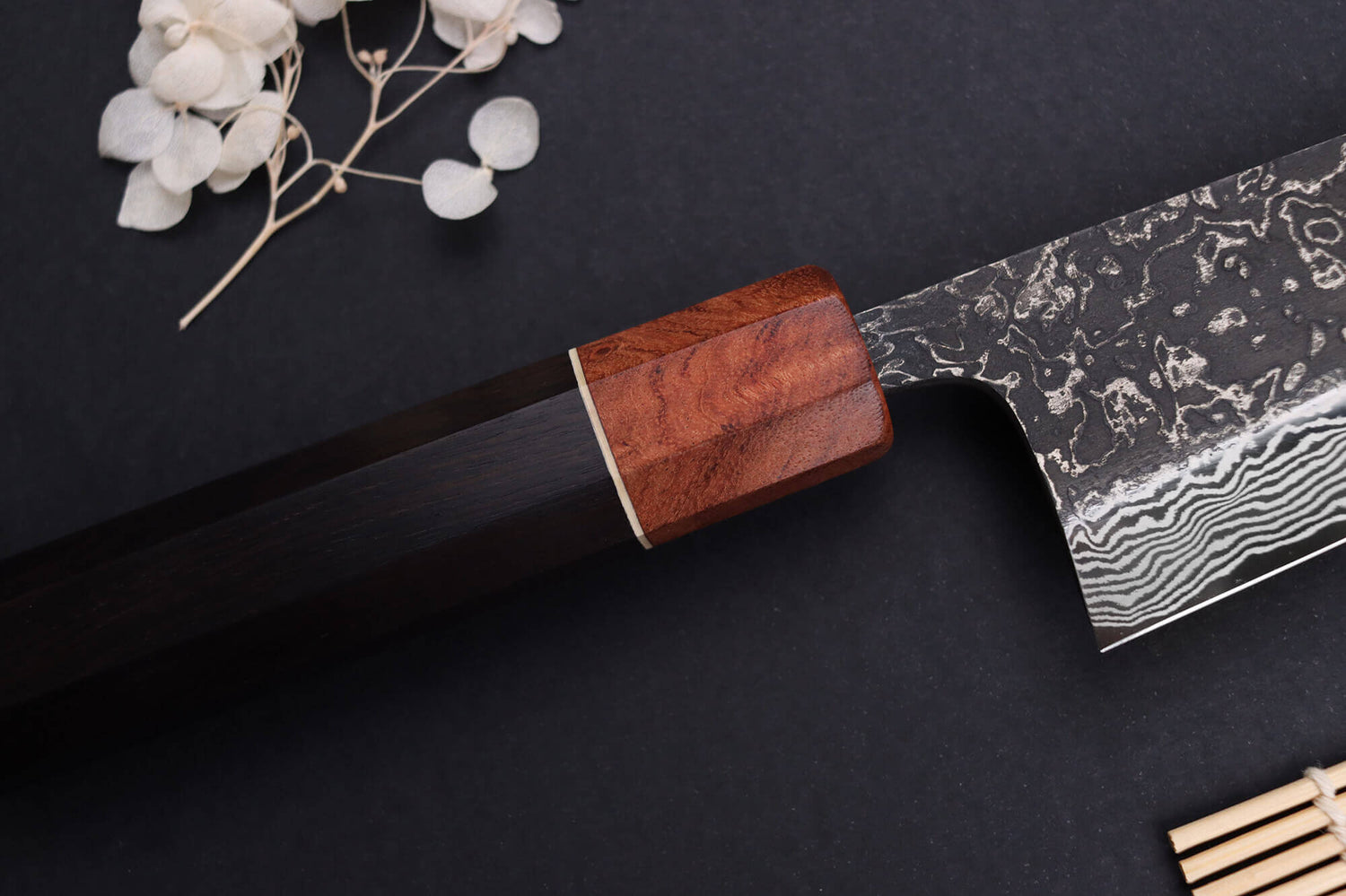 Couteau santoku 16,5cm japonais artisanal Masashi Yamamoto SLD Kuro damas