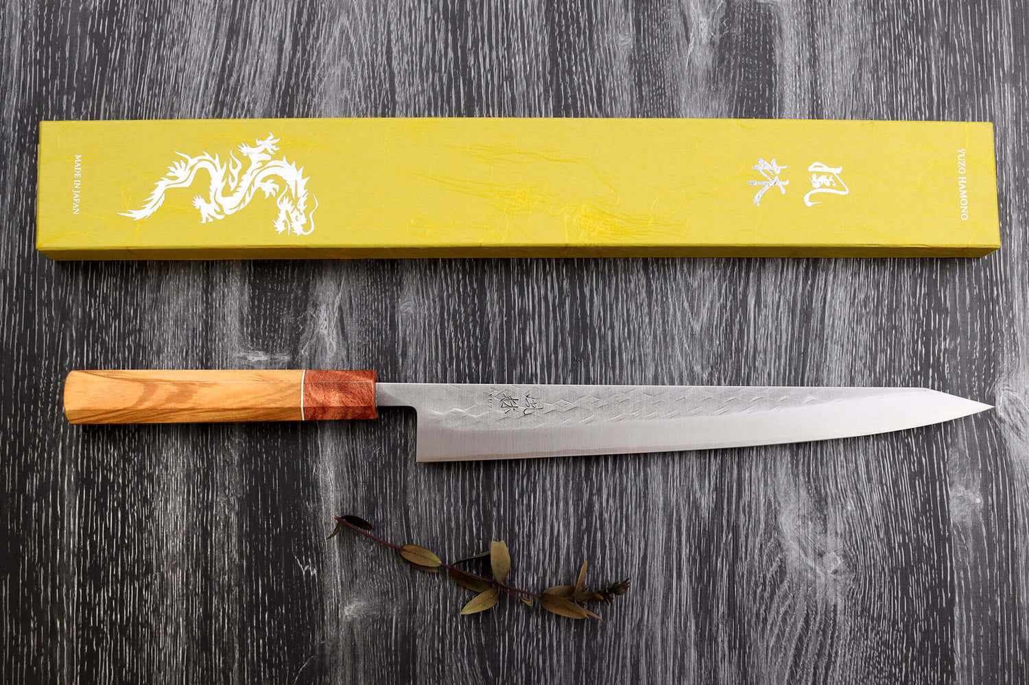 Couteau sujihiki 27cm japonais artisanal Yuzo SLD olivier et cognassier