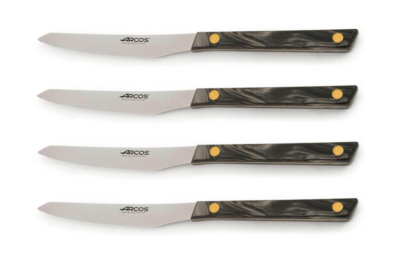 Coffret de 4 couteaux à steak Arcos Flysch lame dentelée 11cm
