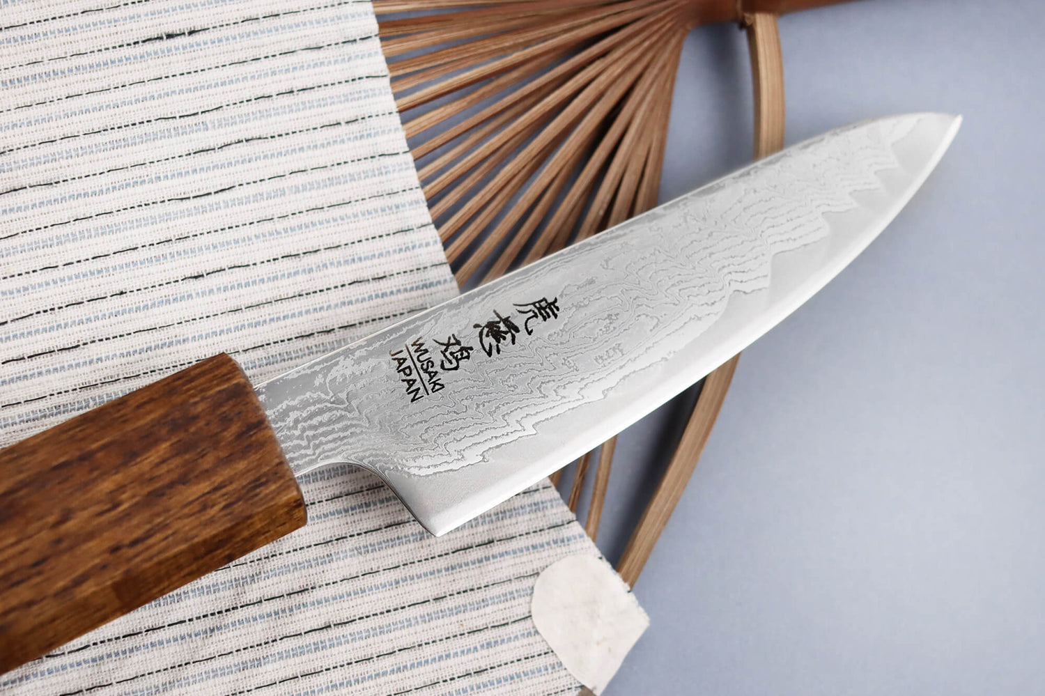 Couteau d'office japonais artisanal Wusaki Unagi AUS10 damas 8cm manche chêne