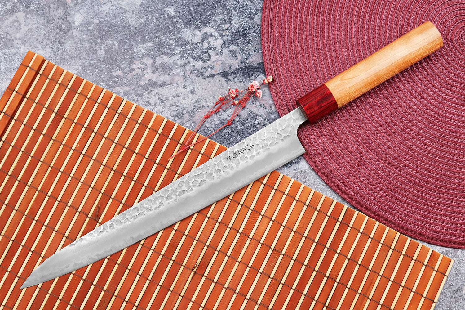 Couteau sujihiki japonais artisanal Tsunehisa Aogami Super martelé 27cm