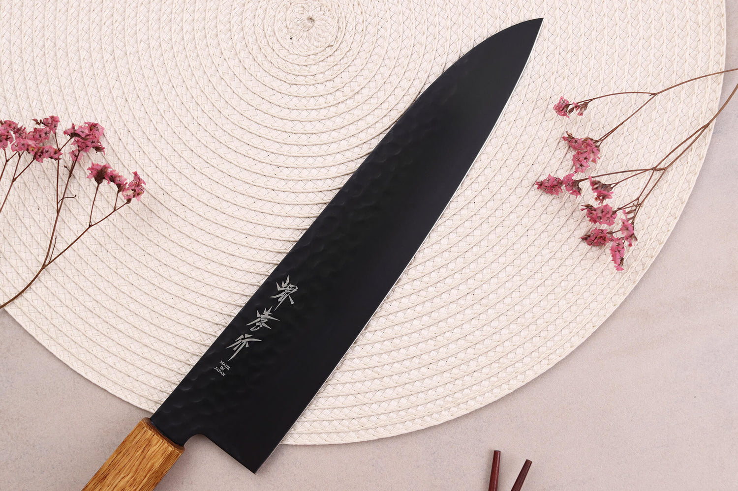 Couteau de chef 24cm japonais Sakai Takayuki Kurokage VG10 manche en chêne brûlé