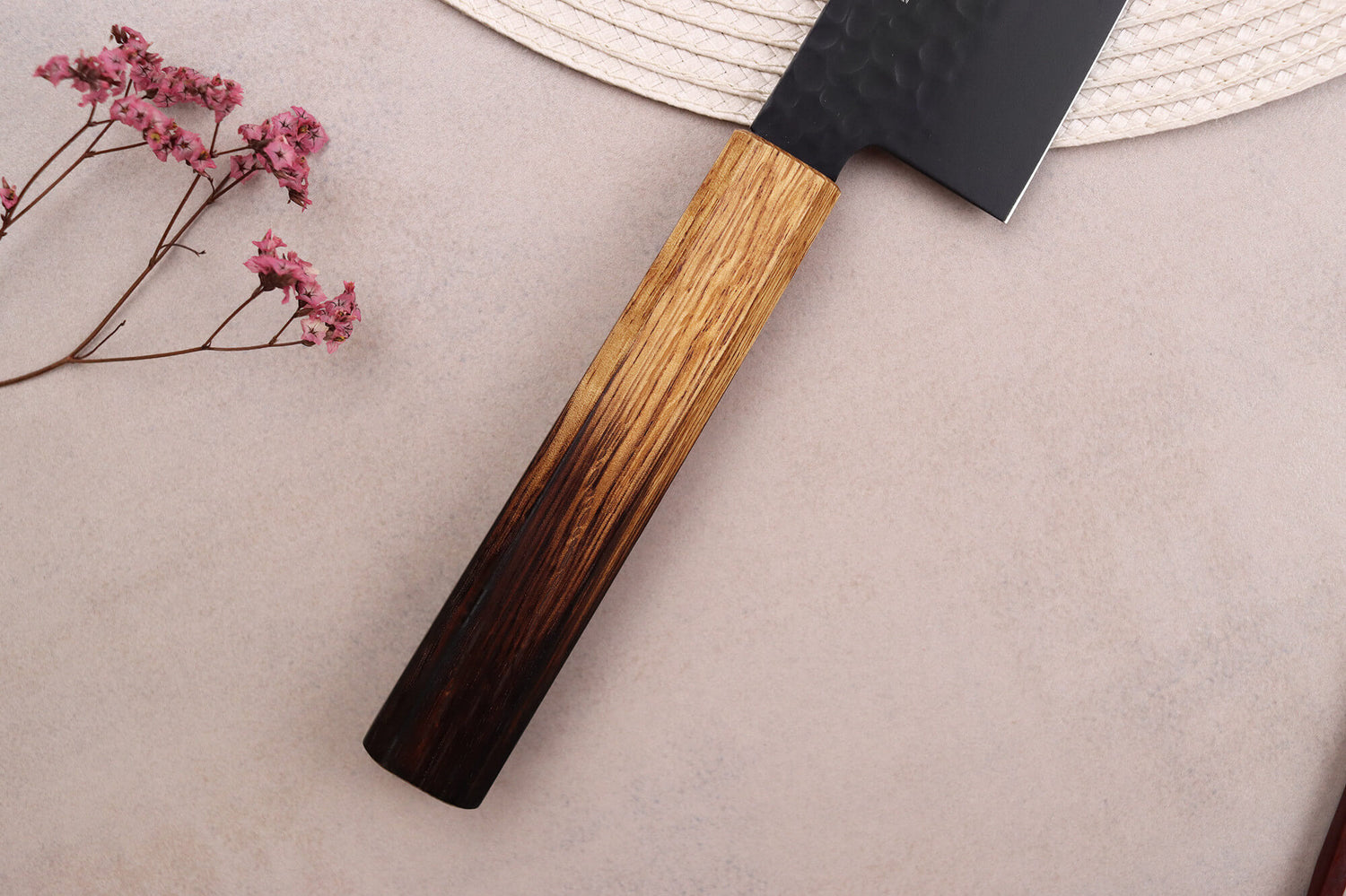 Couteau de chef 24cm japonais Sakai Takayuki Kurokage VG10 manche en chêne brûlé