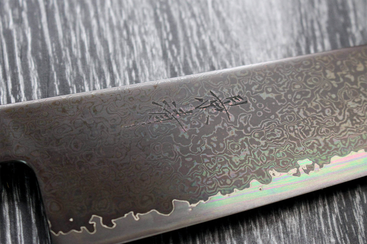 Couteau de chef kiritsuke japonais artisanal Kagekiyo Black Damascus VG10 21cm