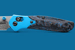 Couteau pliant Benchmade Mini Osborne 945-221 édition limitée lame damassée manche carbone 9,8cm