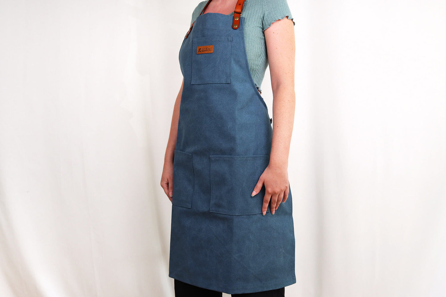 Tablier de cuisine Wusaki en toile bleue et cuir 83x67,5cm - Taille unique