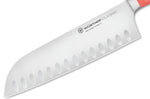 Couteau santoku Wusthof Classic Colour Coral Peach forgé lame alvéolée 17cm