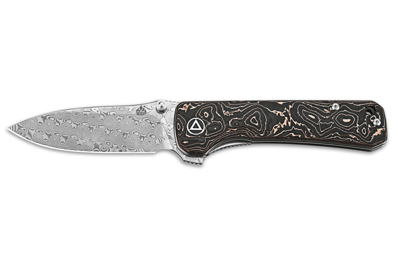 Couteau pliant QSP Hawk 131S acier damas manche en fibre de carbone et cuivre 10,5cm