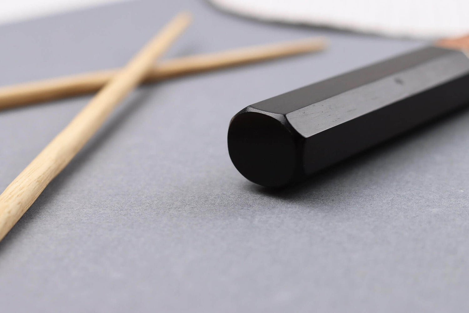 Couteau de chef 18cm japonais artisanal Toshihiro Wakui Aogami 2 damas laminé
