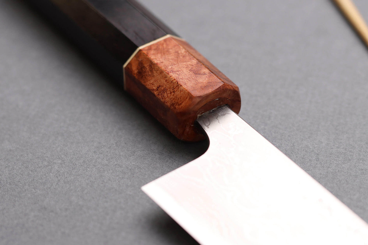 Couteau de chef 18cm japonais artisanal Toshihiro Wakui Aogami 2 damas laminé