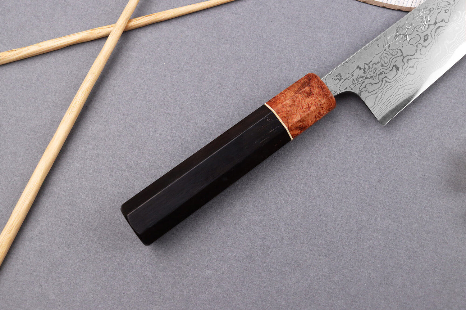 Couteau de chef 18cm japonais artisanal Toshihiro Wakui Aogami 2 damas laminé