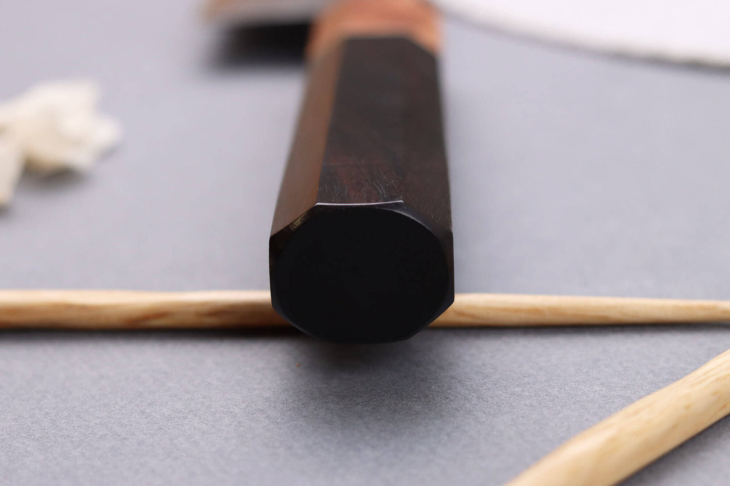 Couteau de chef 21cm japonais artisanal Toshihiro Wakui Aogami 2 damas laminé