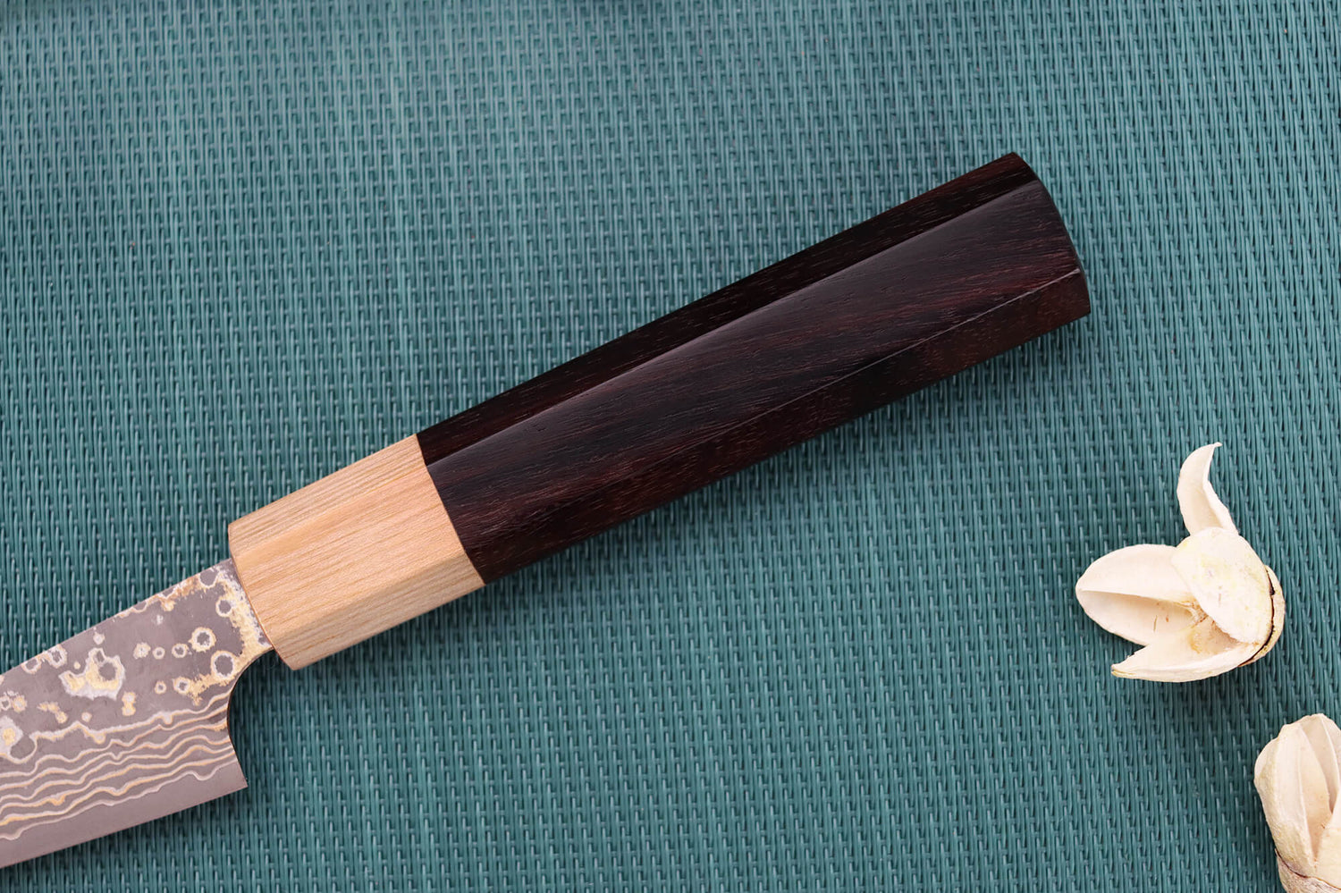 Couteau d'office 9cm japonais artisanal Takeshi Saji VG10 Gold