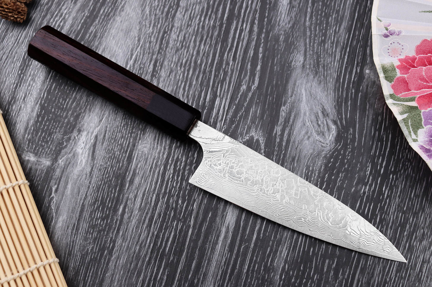 Couteau universel japonais artisanal Takeshi Saji R2 Damas 13,5cm