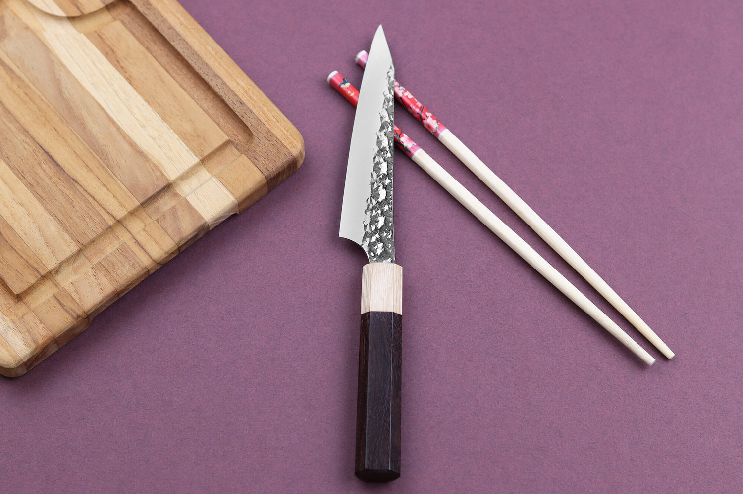 Couteau universel japonais artisanal martelé Yu Kurosaki senko 13cm acier SG2