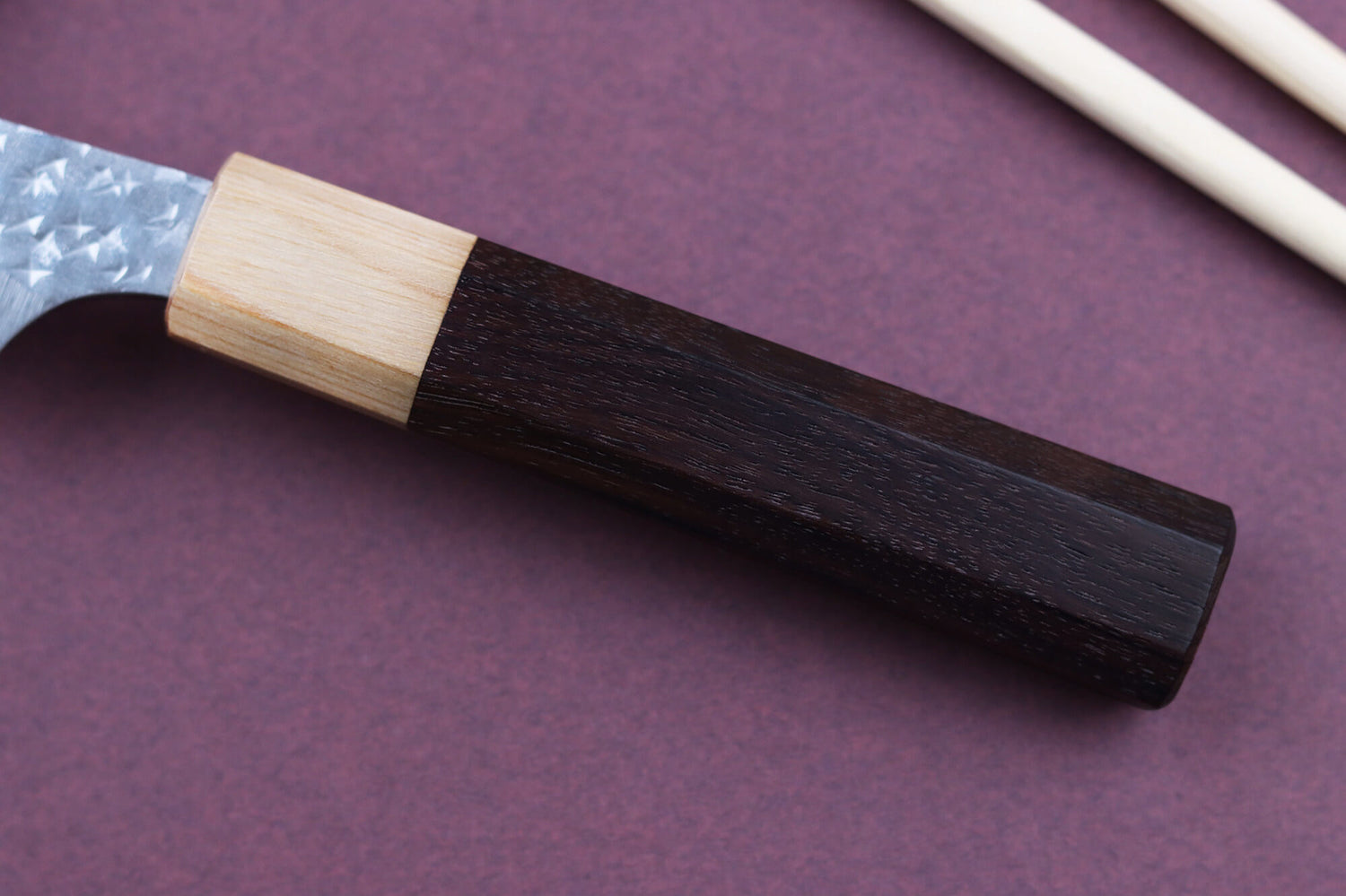 Couteau universel japonais artisanal martelé Yu Kurosaki senko 13cm acier SG2