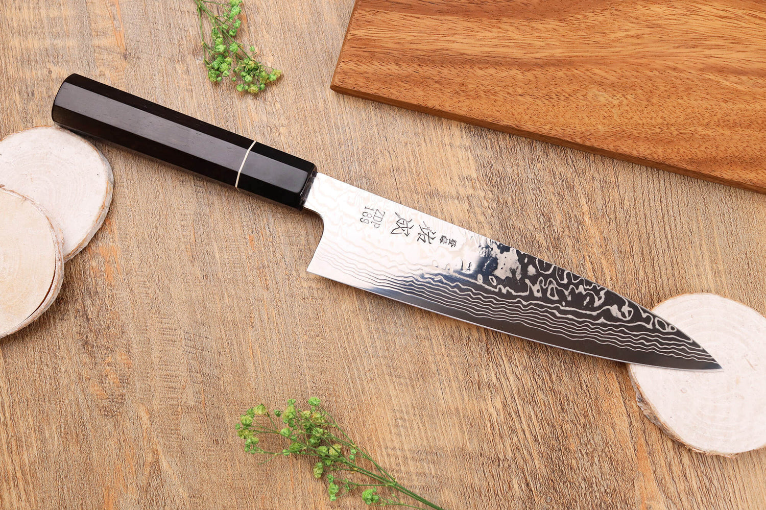Couteau de chef 21cm japonais artisanal Sukenari ZDP-189 damas manche en ébène