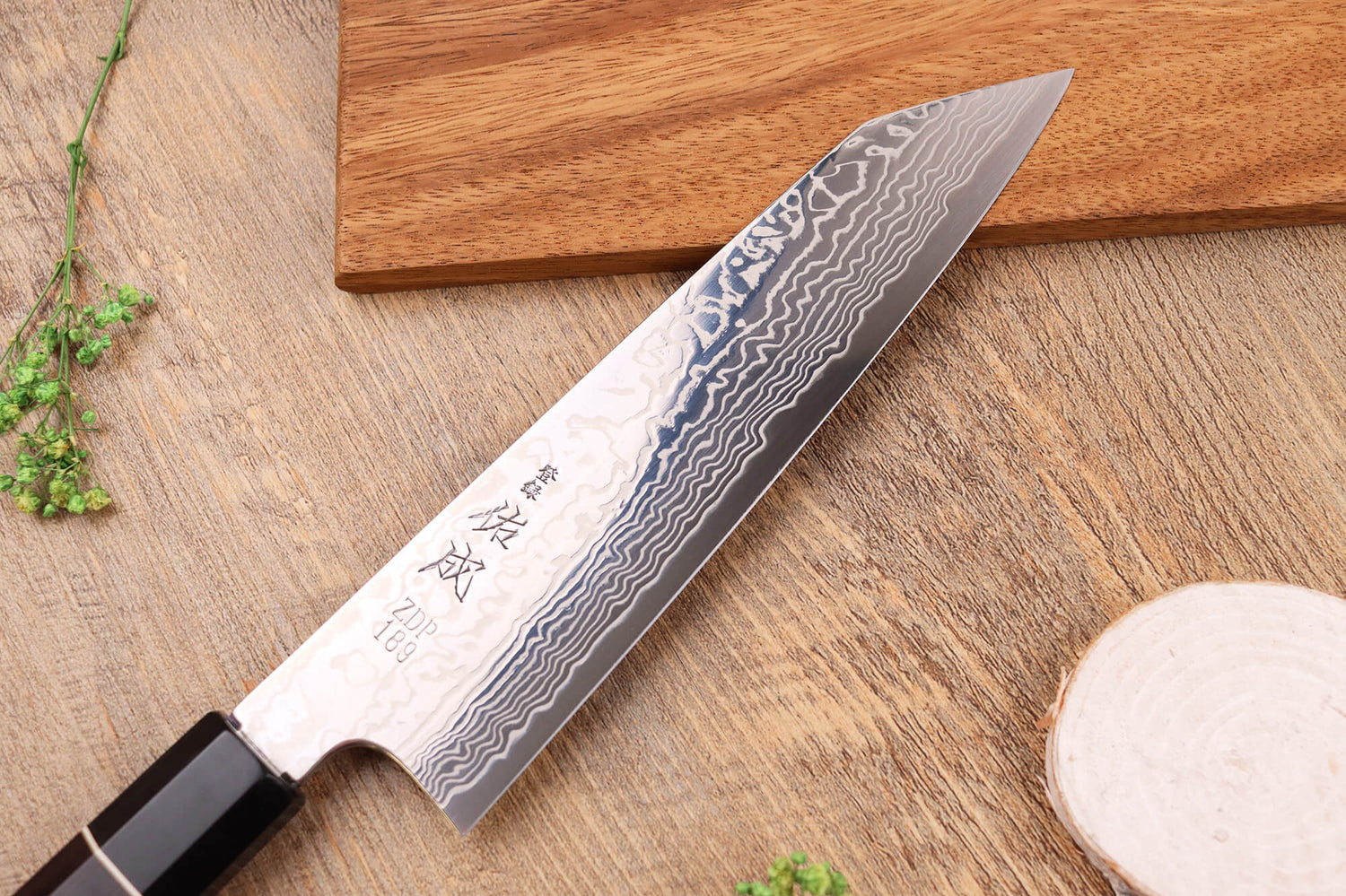Couteau kiritsuke 21cm japonais artisanal Sukenari ZDP-189 damas manche en ébène