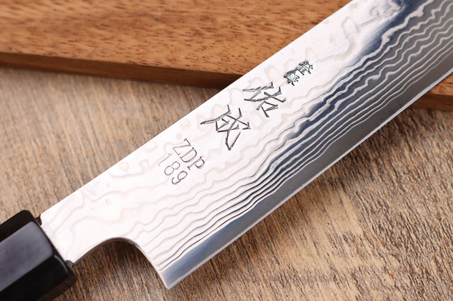 Couteau sujihiki kiritsuke 27cm japonais artisanal Sukenari ZDP-189 damas manche en ébène