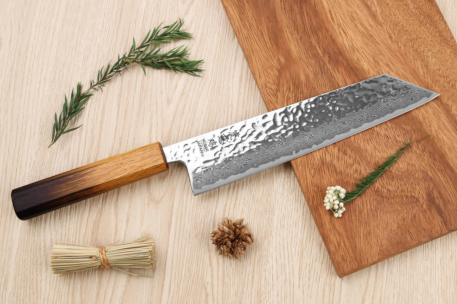 Couteau de chef kiritsuke 21cm japonais artisanal Wusaki Yaketa AUS10 damas