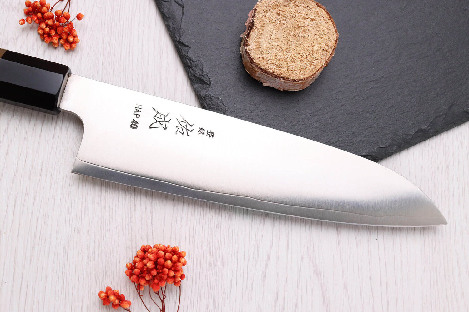 Couteau santoku 19,5cm japonais artisanal Sukenari HAP40 San Maï manche en bois de rose