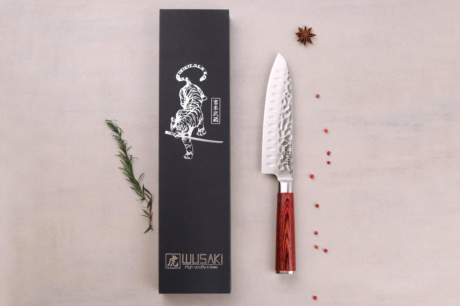 Couteau santoku Wusaki Pakka X50 alvéolé 17cm manche pakkawood