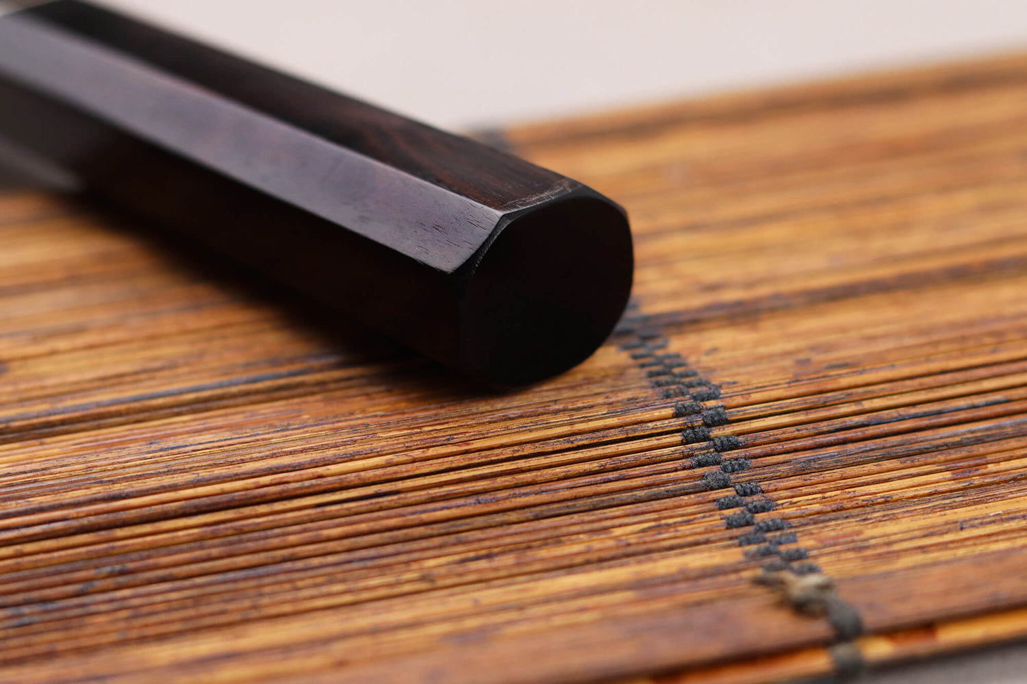 Couteau kiritsuke 21cm japonais artisanal Sukenari ZDP-189 San Maï manche en ébène