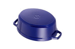 Cocotte Staub ovale en fonte émaillée bleu intense