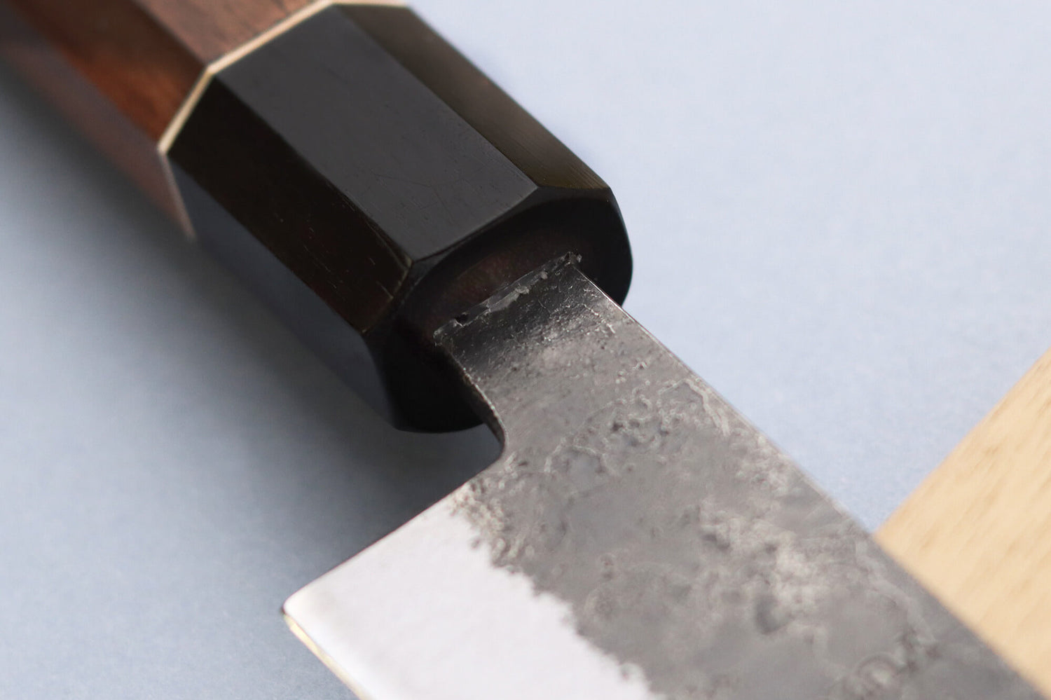 Couteau bunka 16,5cm japonais artisanal Yuzo Black Nashiji