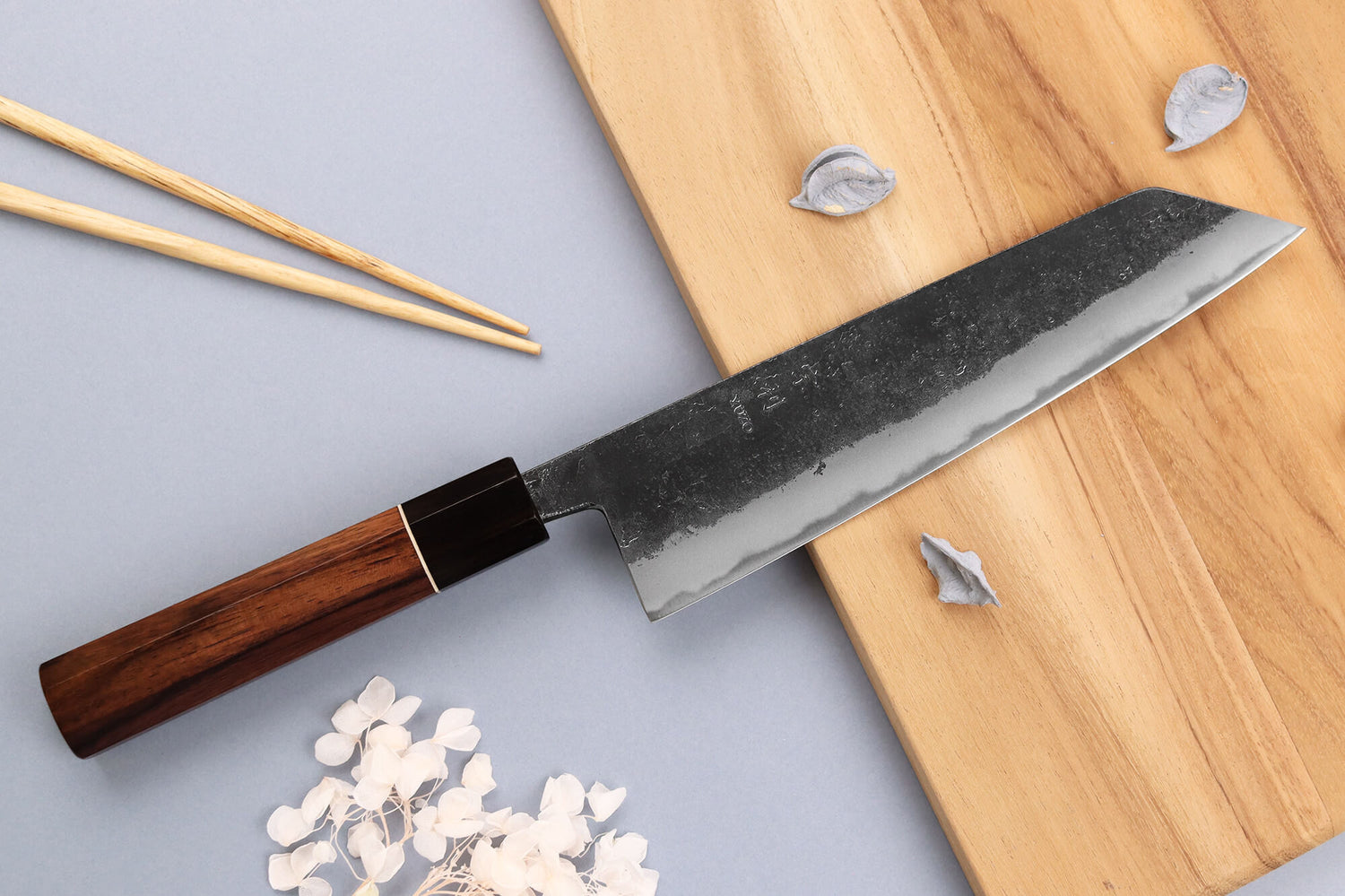 Couteau kiritsuke 21cm japonais artisanal Yuzo Black Nashiji