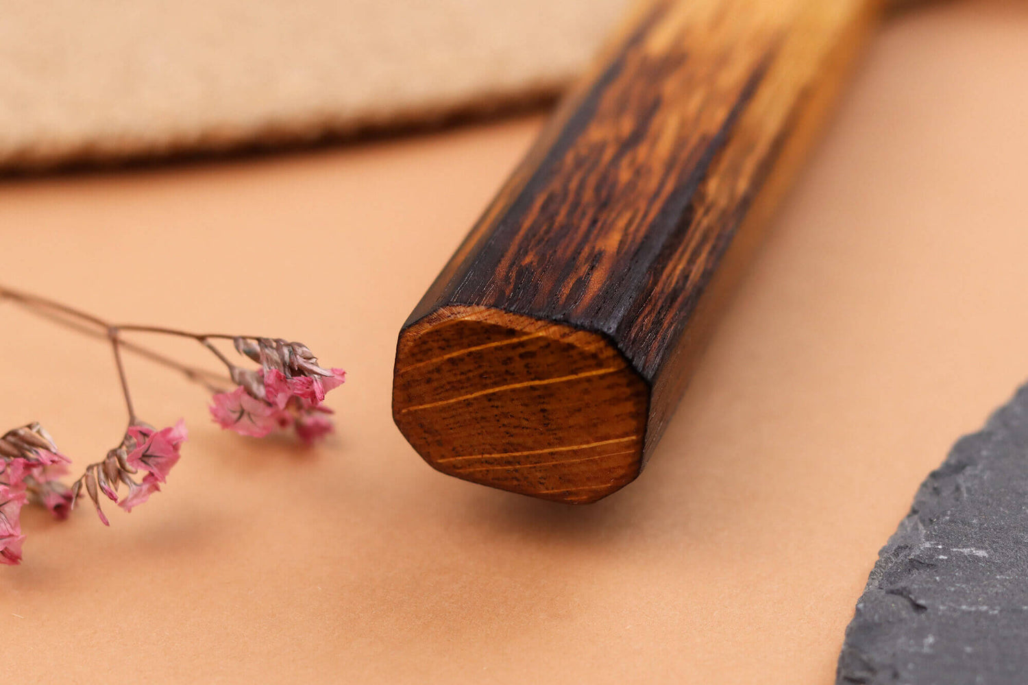 Couteau nakiri 16,5cm japonais artisanal Yuzo Black AS chêne brûlé