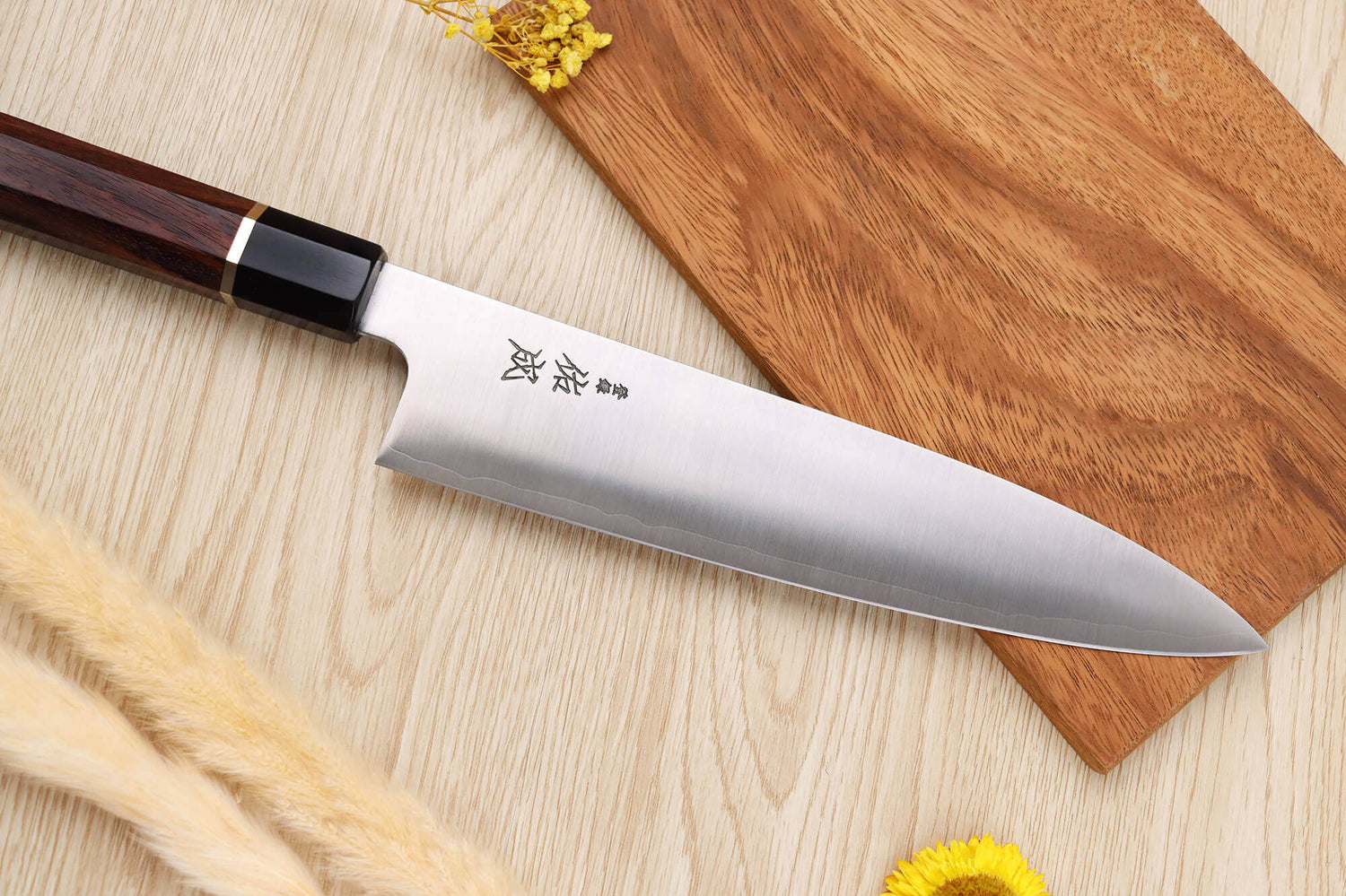Couteau de chef 24cm japonais artisanal Sukenari SG2 San Maï manche en bois de rose